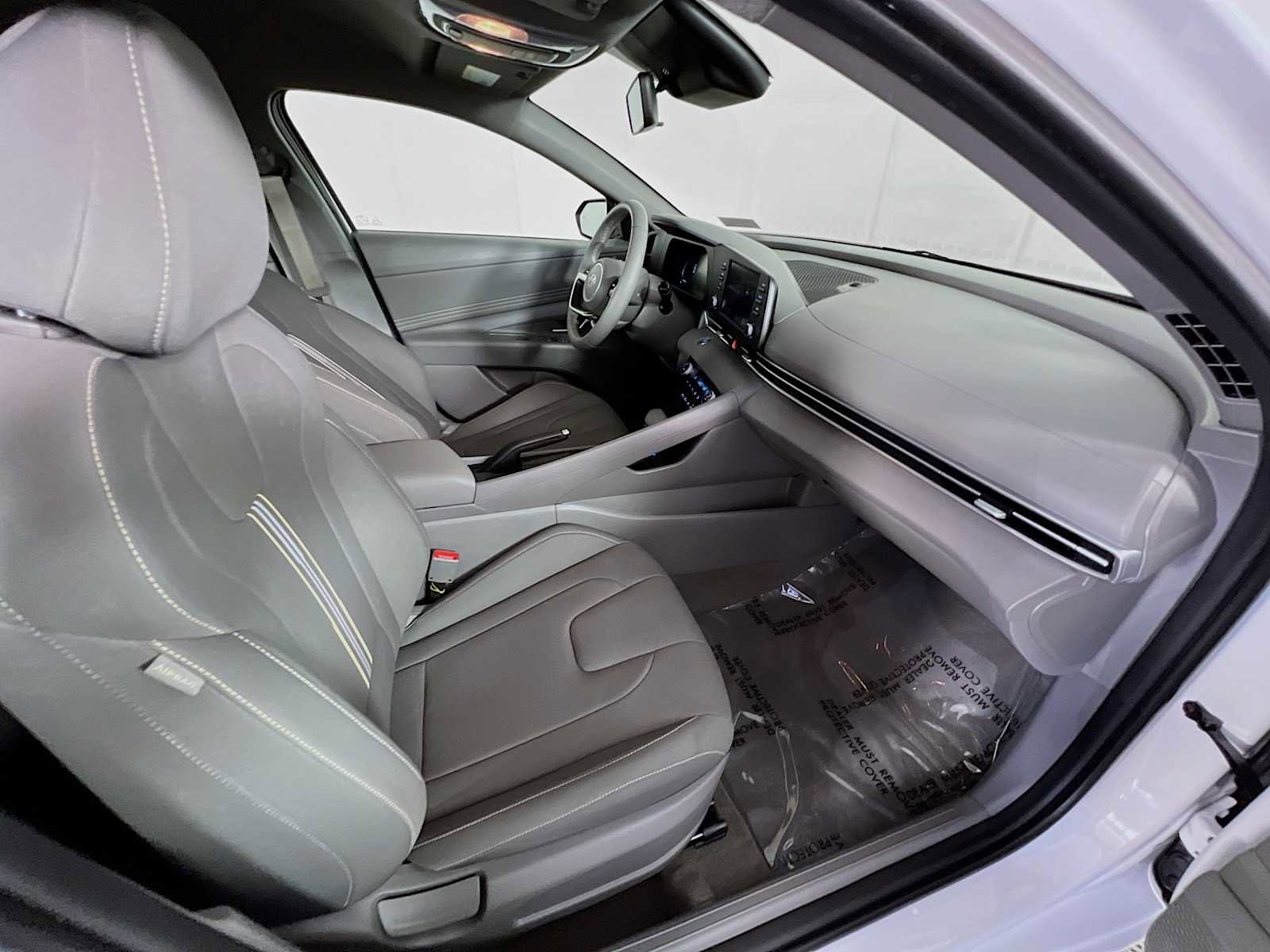 Certified 2025 Hyundai Elantra Sport FWD image 26