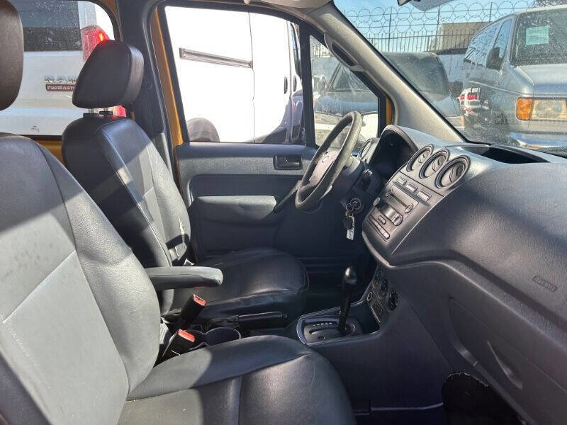 Used 2012 Ford Transit Connect XLT Premium w/ Taxi Pkg image 7