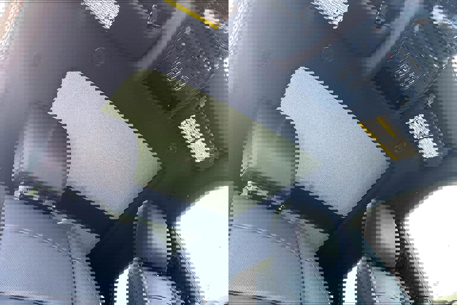 Used 2026 Land Rover Range Rover Evoque S image 12