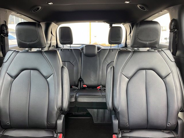 Used 2026 Chrysler Pacifica Select FWD image 22