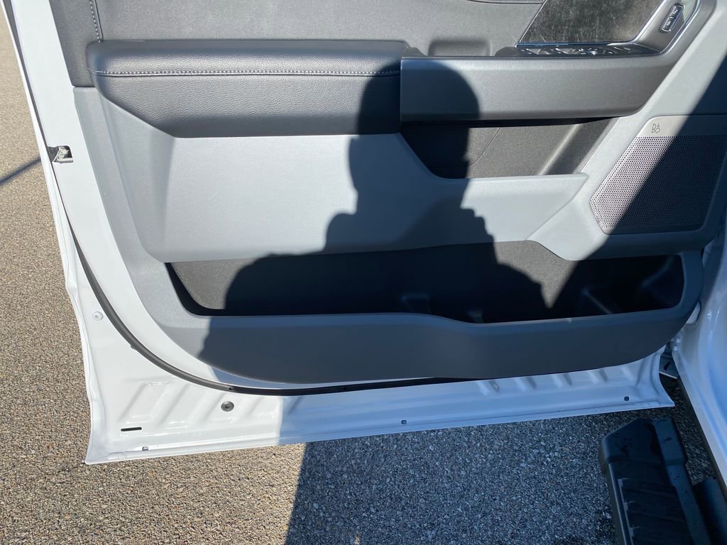 New 2026 Ford F250 XLT w/ XLT Premium Package image 11