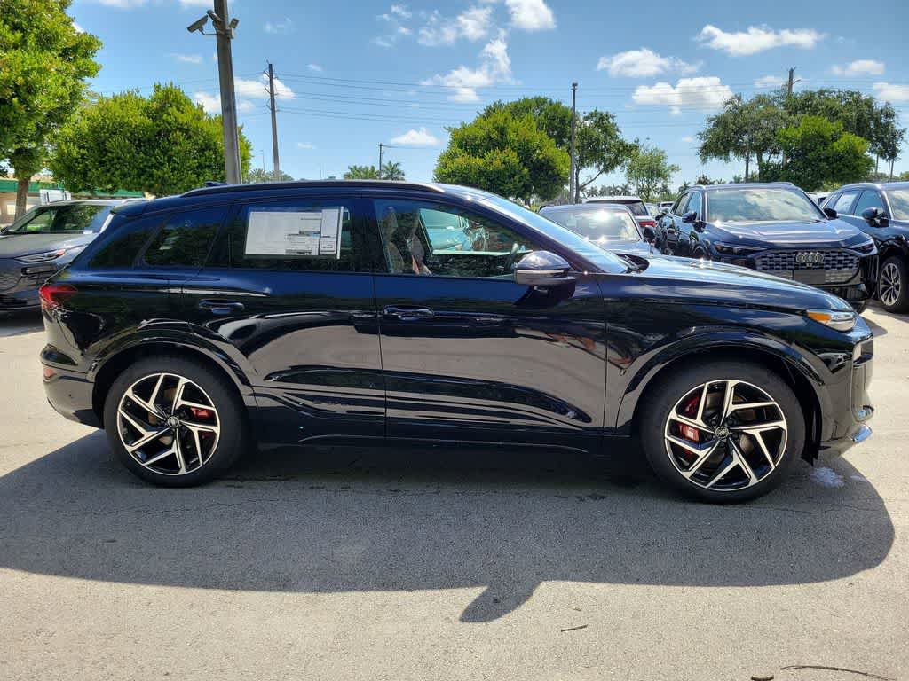New 2027 Audi SQ6 e-tron Prestige AWD/4WD image 9