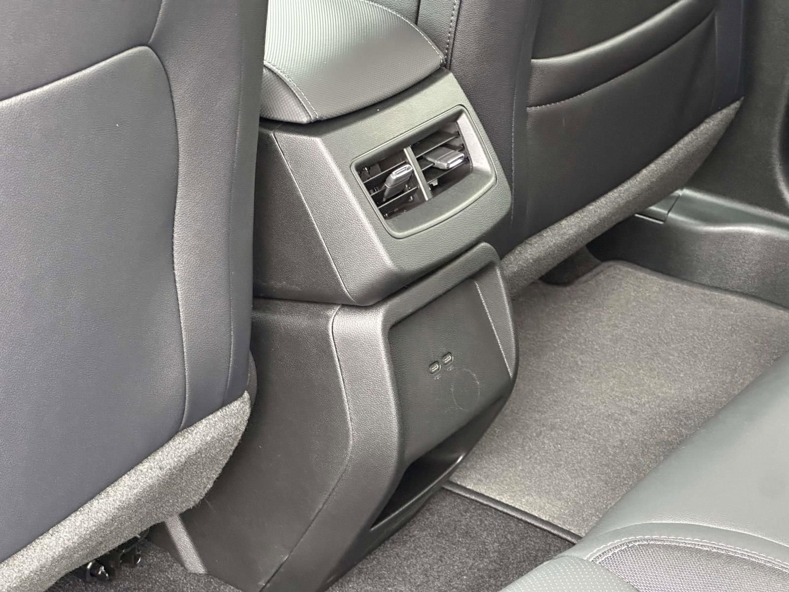 New 2026 Chevrolet Equinox EV LT image 8