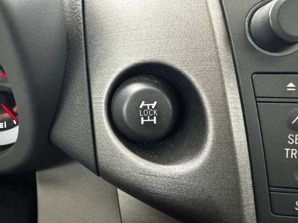 Used 2010 Toyota RAV4 4WD image 21