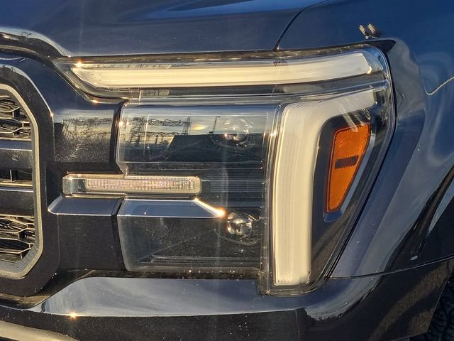 Used 2025 Ford F150 Lariat image 8