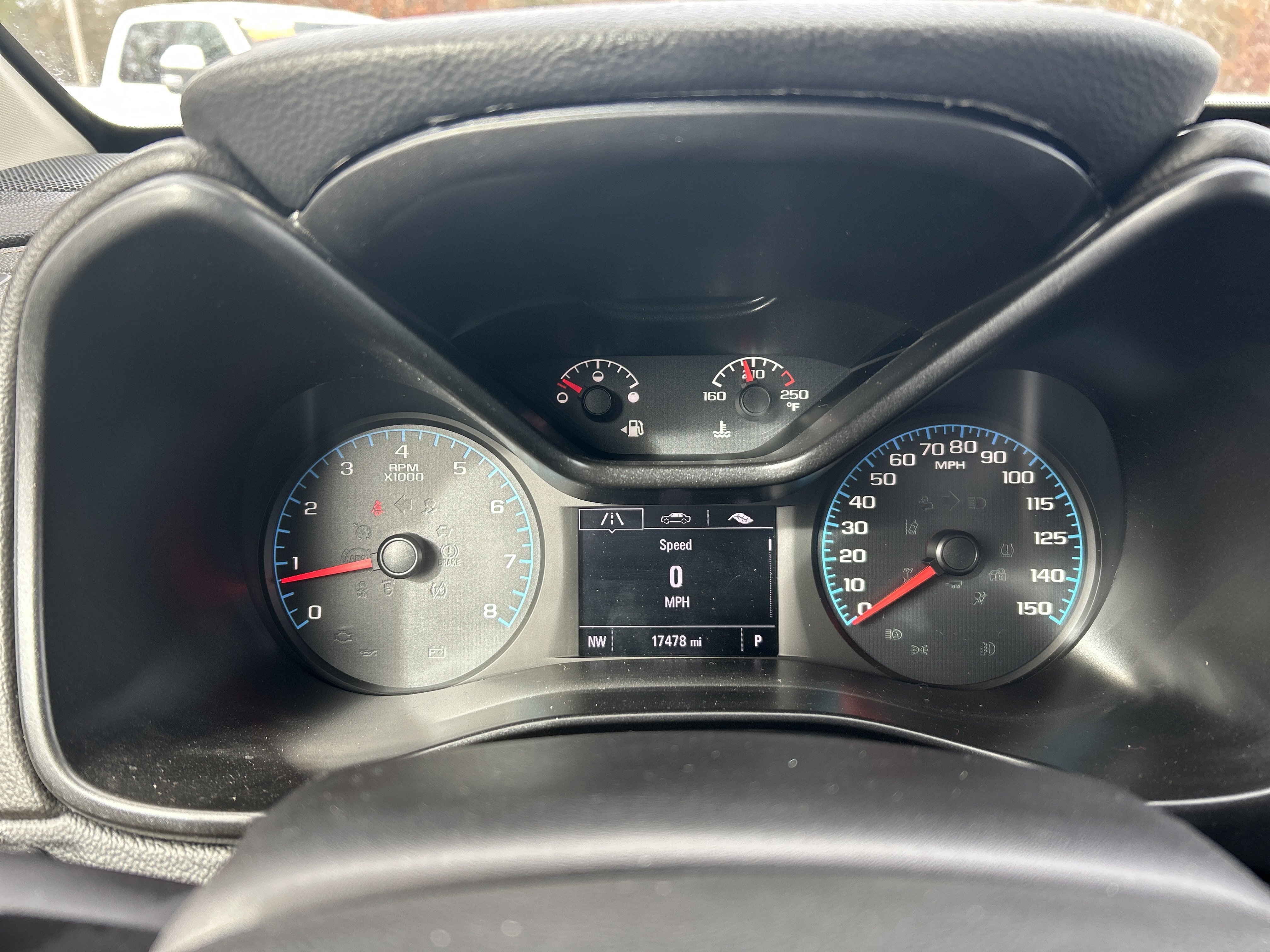 Used 2021 GMC Canyon AT4 w/ Driver Alert Package image 18