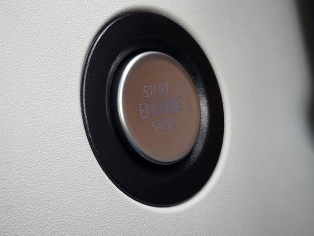 New 2025 Volkswagen ID. Buzz Pro S Plus image 19