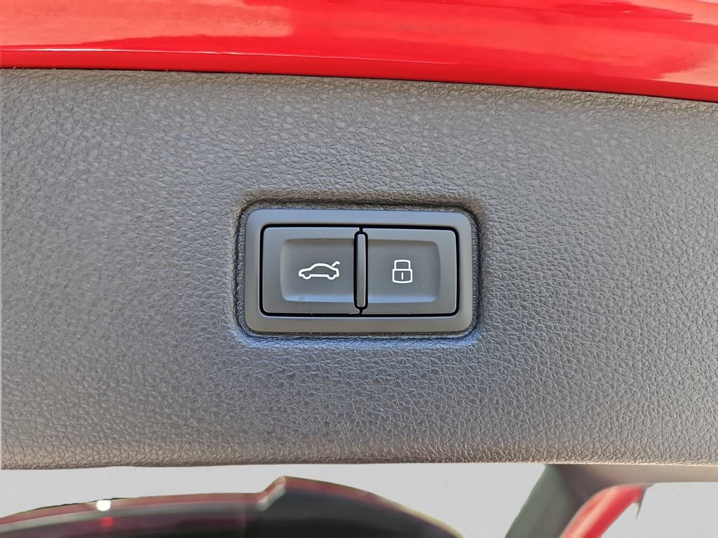 Certified 2025 Audi SQ7 Prestige w/ Prestige Package AWD/4WD image 25