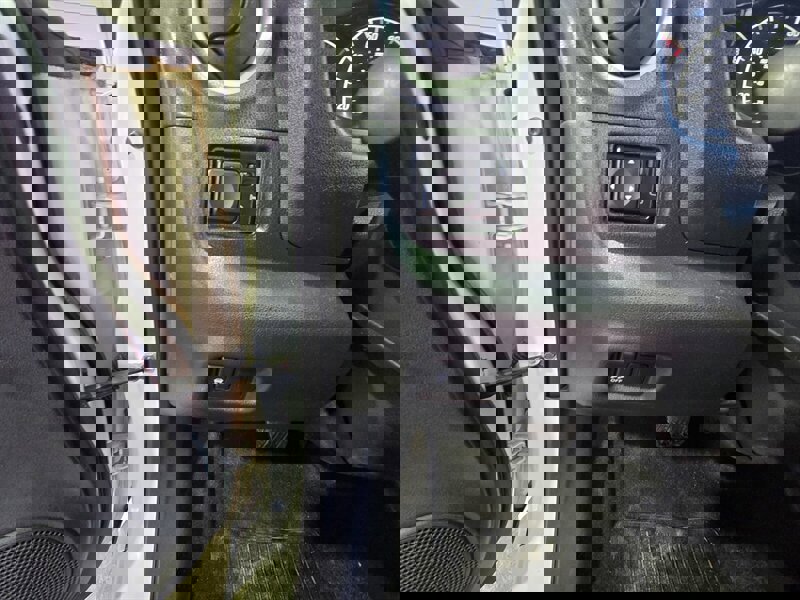 Used 2016 Nissan Versa Note SV image 12