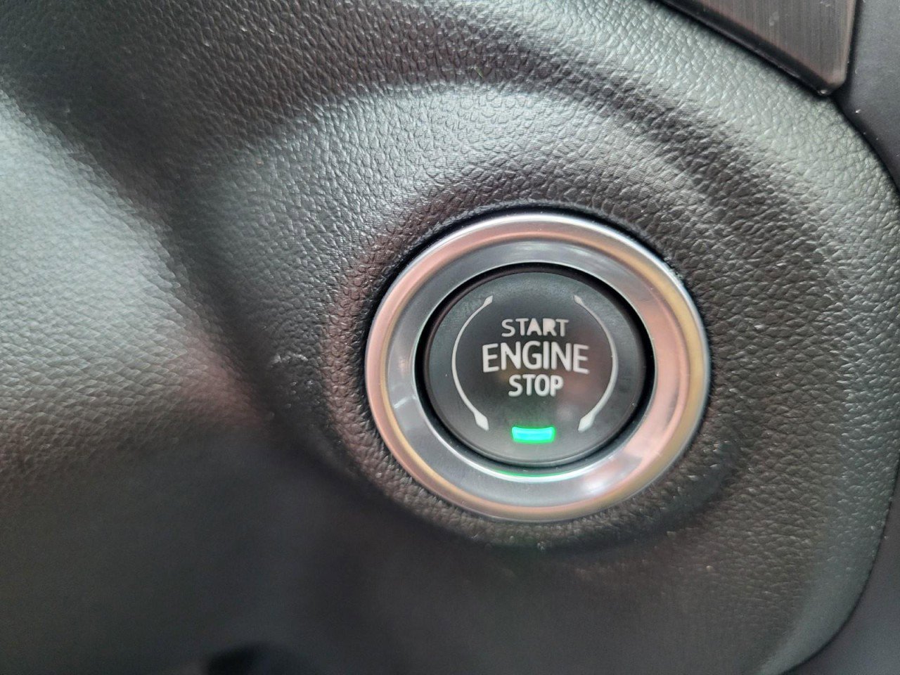 Used 2023 GMC Sierra 2500 AT4 w/ AT4 Preferred Package image 23