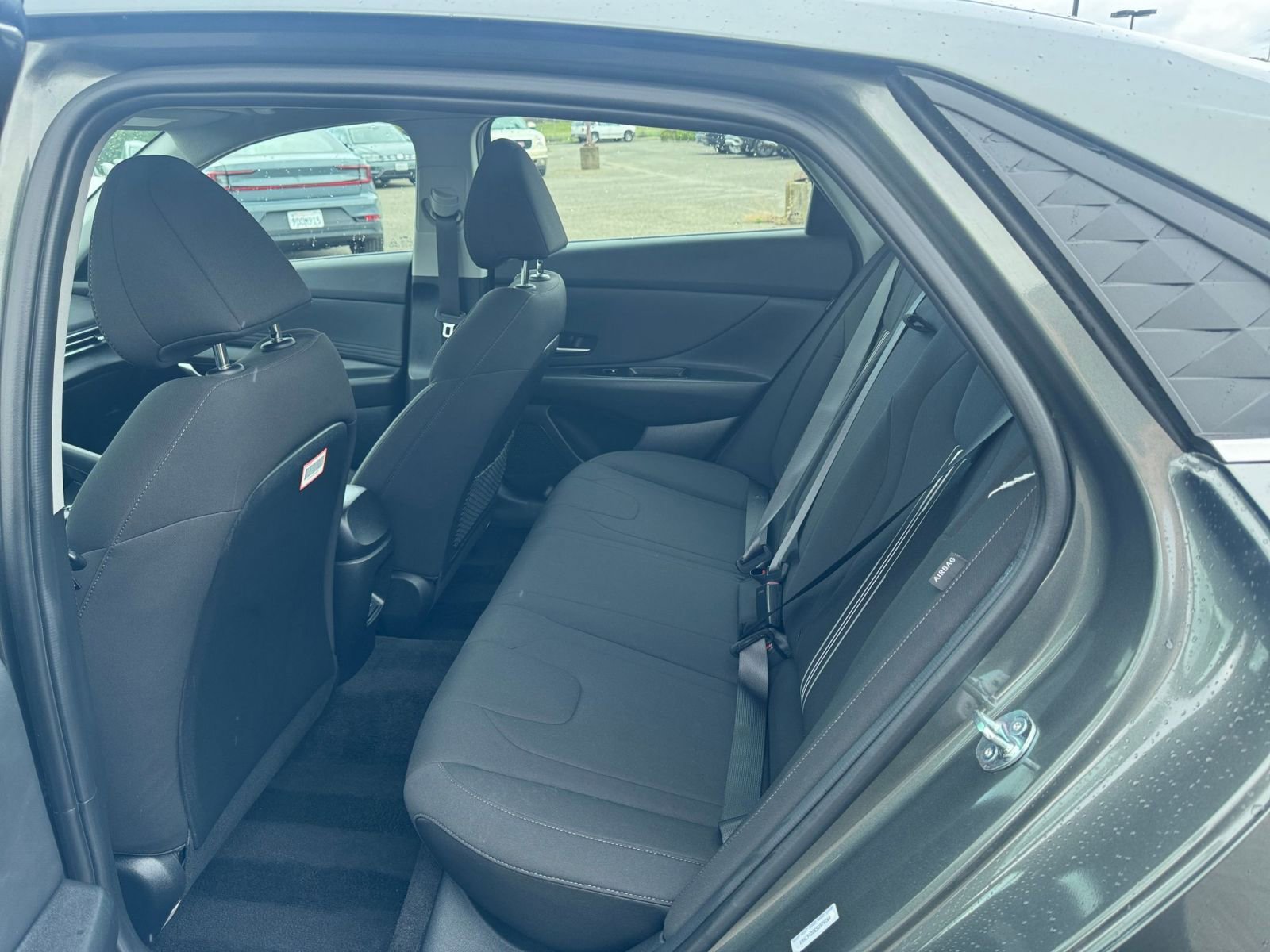 Used 2025 Hyundai Elantra SEL image 25