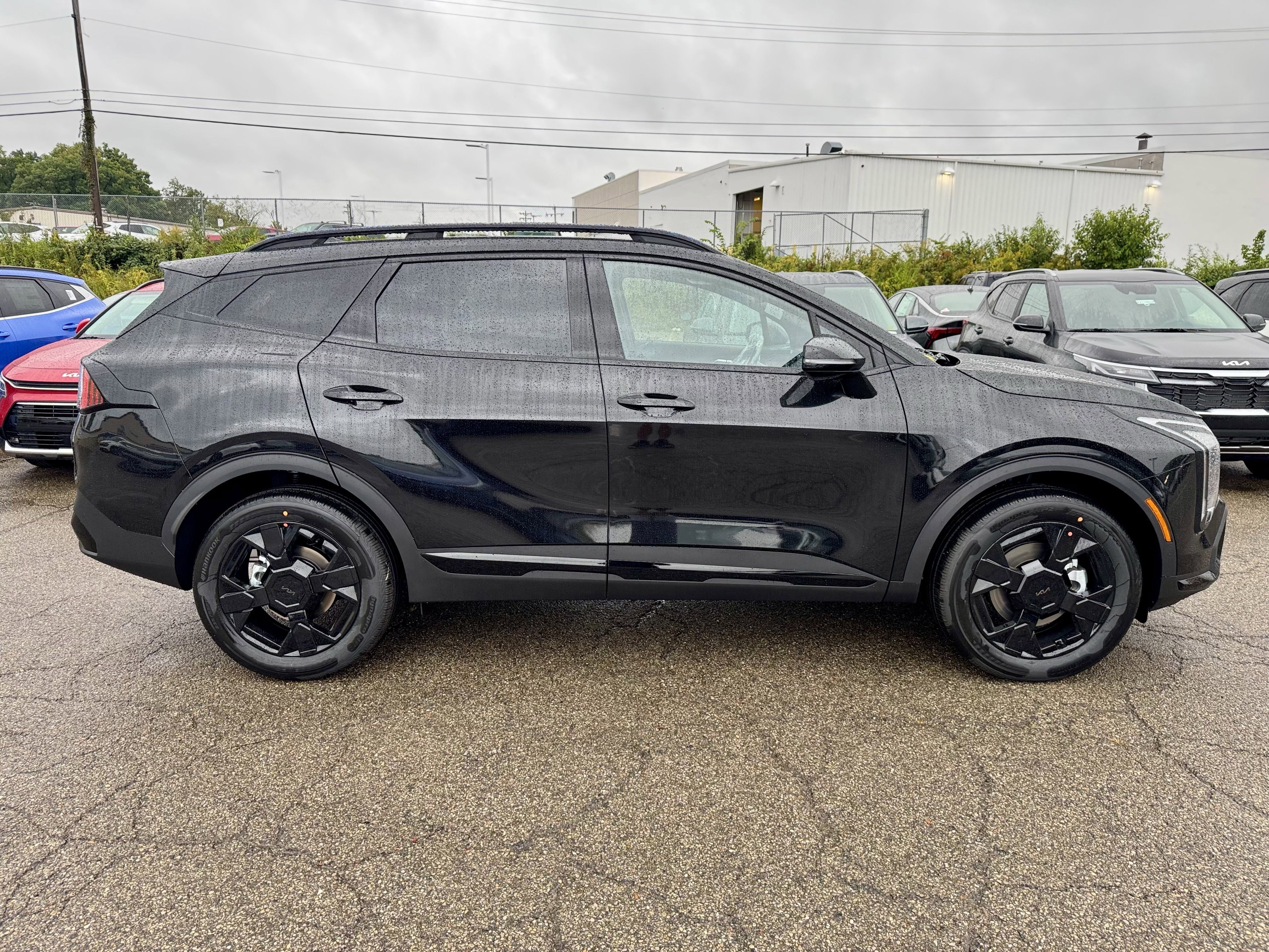 New 2026 Kia Sportage X-Line image 2