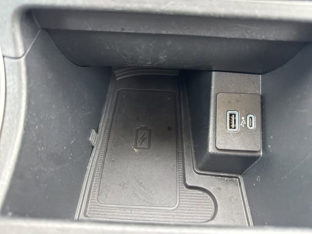 Used 2024 Ford Edge SEL w/ Convenience Package image 37