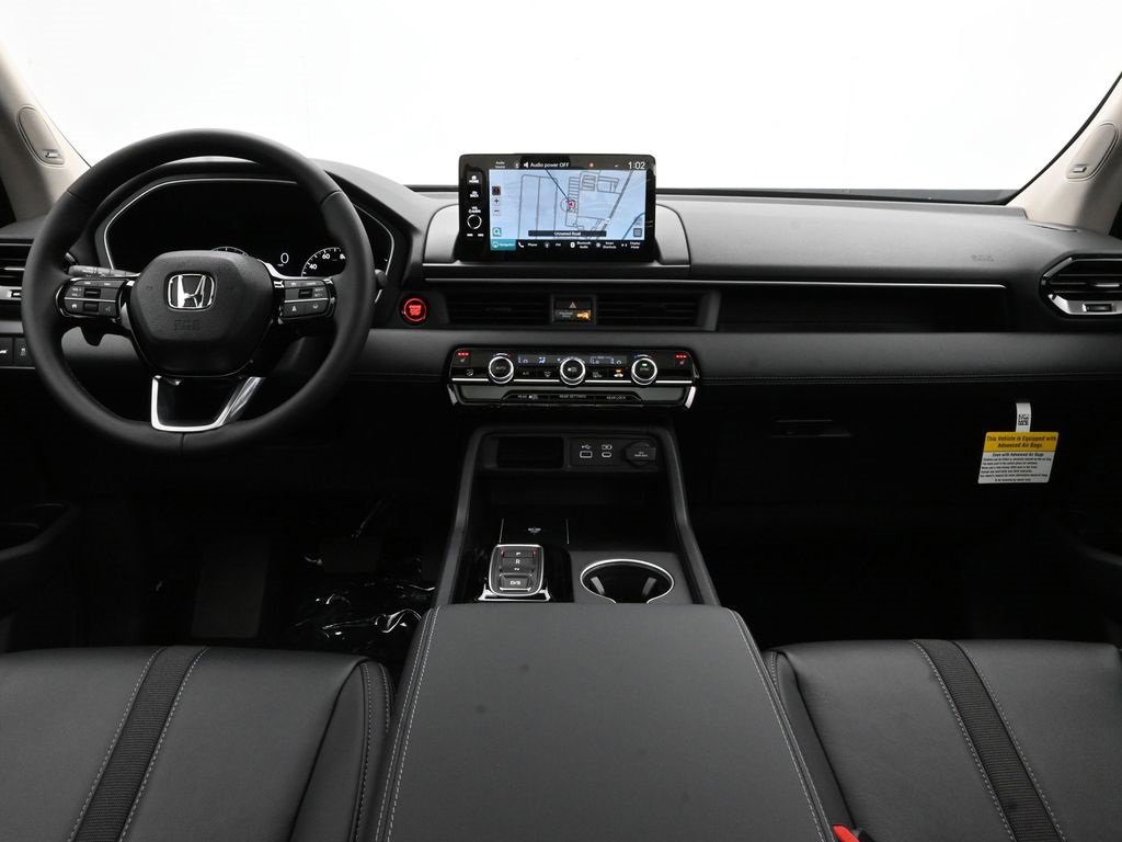 New 2025 Honda Pilot Touring image 44