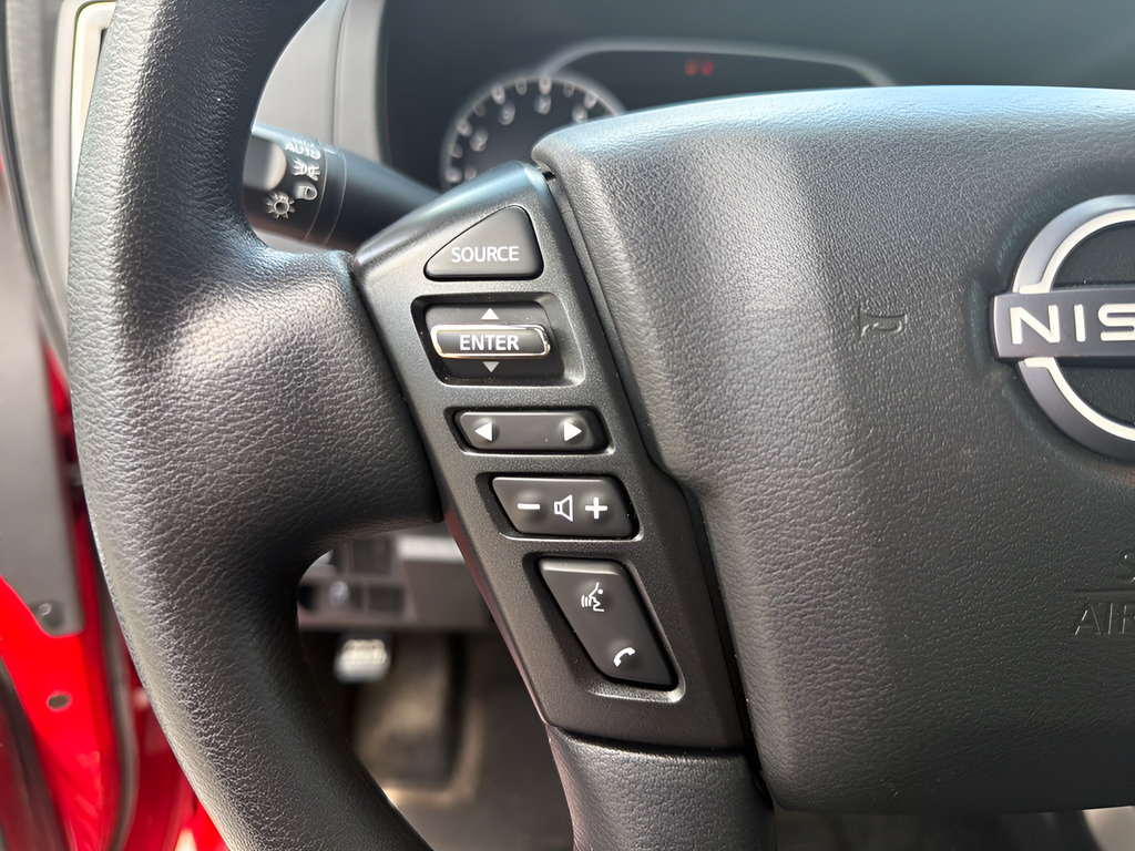 Certified 2025 Nissan Frontier SV RWD image 26
