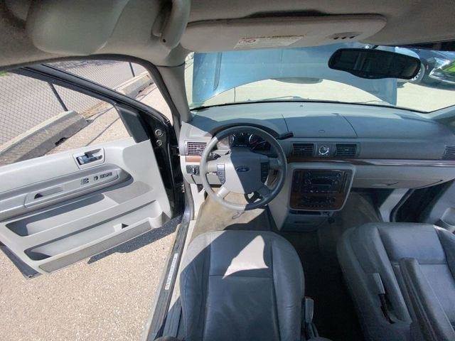 Used 2004 Ford Freestar Limited FWD image 31