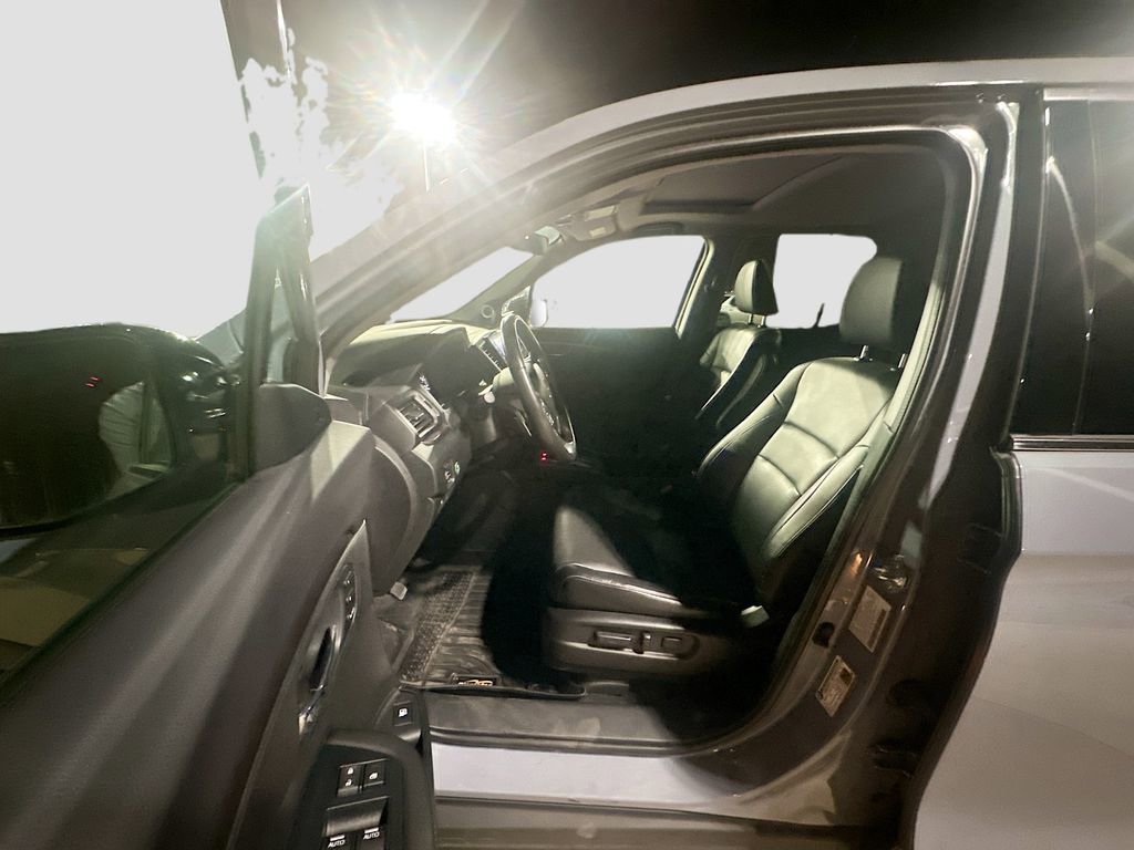 Used 2023 Honda Ridgeline RTL-E image 12
