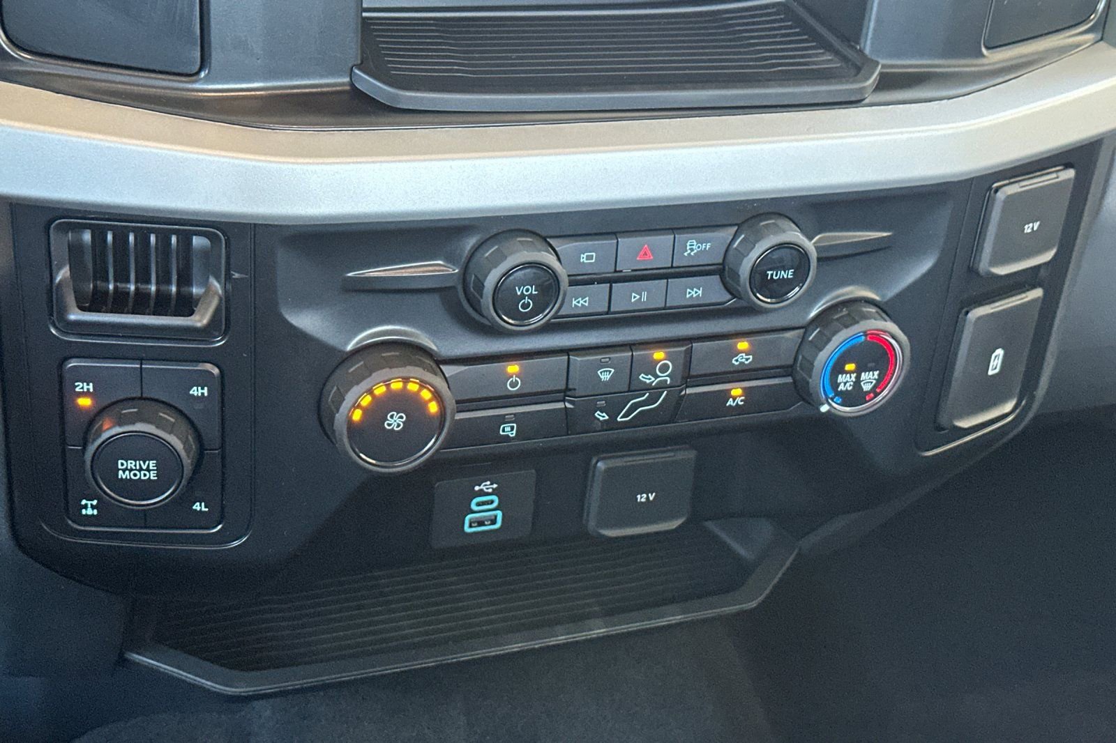 New 2026 Ford F350 XL w/ STX Appearance Package image 19