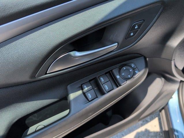 New 2026 Buick Envista Preferred FWD image 9