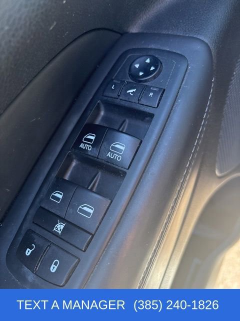 Used 2019 Jeep Grand Cherokee Overland image 18