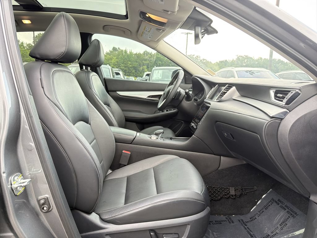 Used 2021 INFINITI QX50 Luxe w/ Cargo Package AWD/4WD image 18