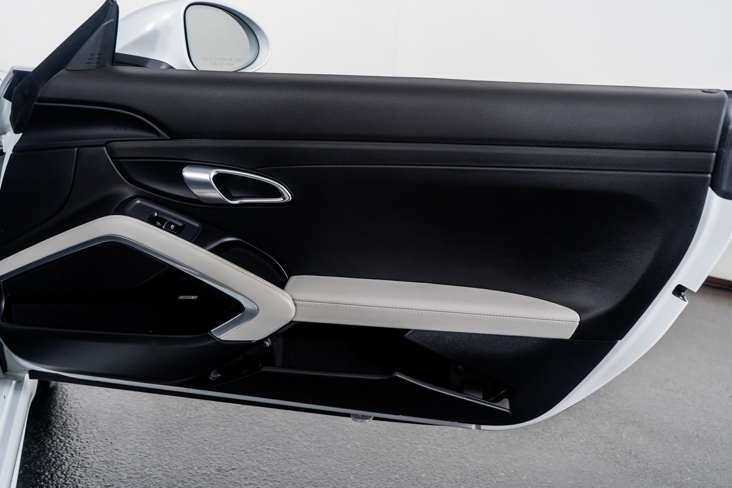 Used 2022 Porsche 718 Boxster S image 34