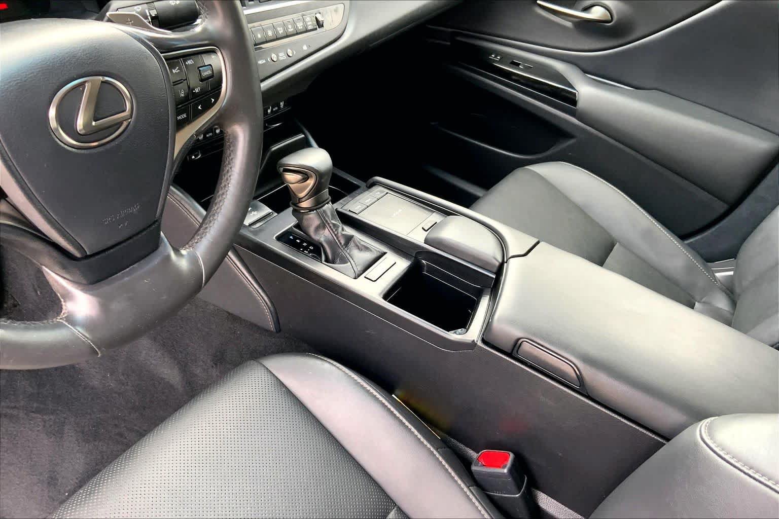 Used 2022 Lexus ES 350 w/ Premium Package FWD image 17