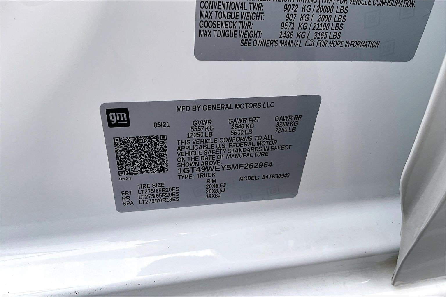 Used 2021 GMC Sierra 3500 Denali w/ Denali Ultimate Package AWD/4WD image 36