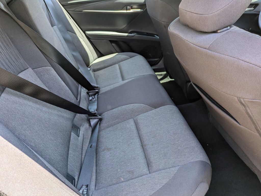 Used 2025 Toyota Camry LE image 30