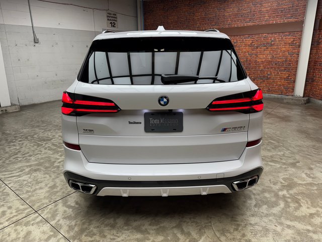 Used 2026 BMW X5 M60i w/ Executive Package AWD/4WD image 4