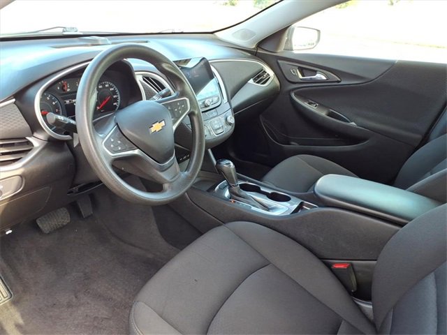 Used 2020 Chevrolet Malibu LS image 8