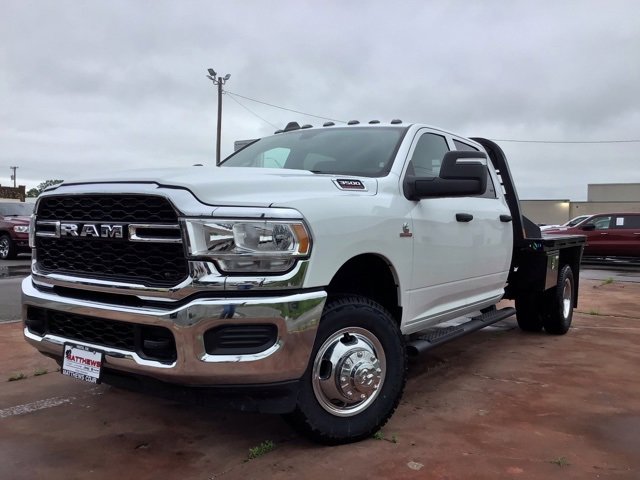 Used 2024 RAM 3500 Tradesman w/ Chrome Appearance Group image 27