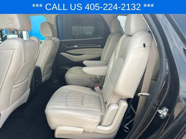 Used 2023 Buick Enclave Avenir AWD/4WD image 39