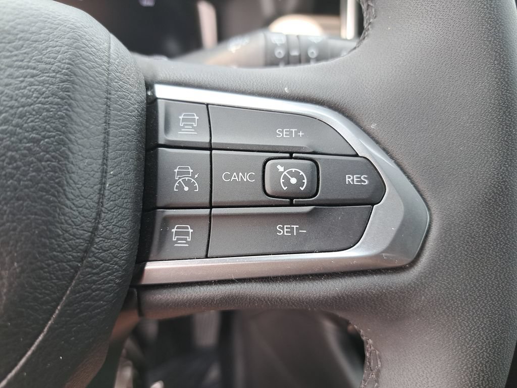 Certified 2023 Jeep Compass Limited w/ Elite Group AWD/4WD image 19