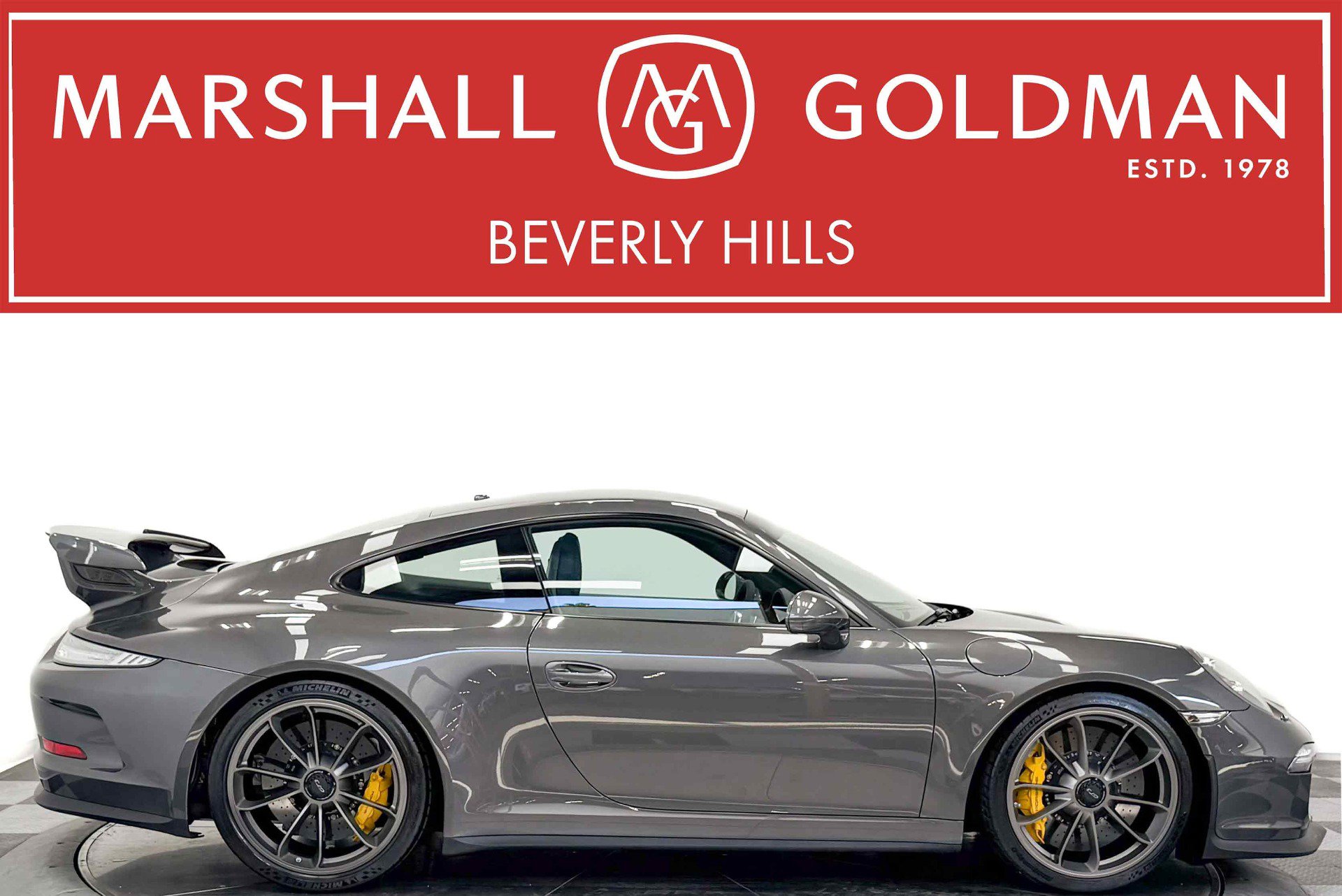 Used 2015 Porsche 911 GT3 RWD video 1