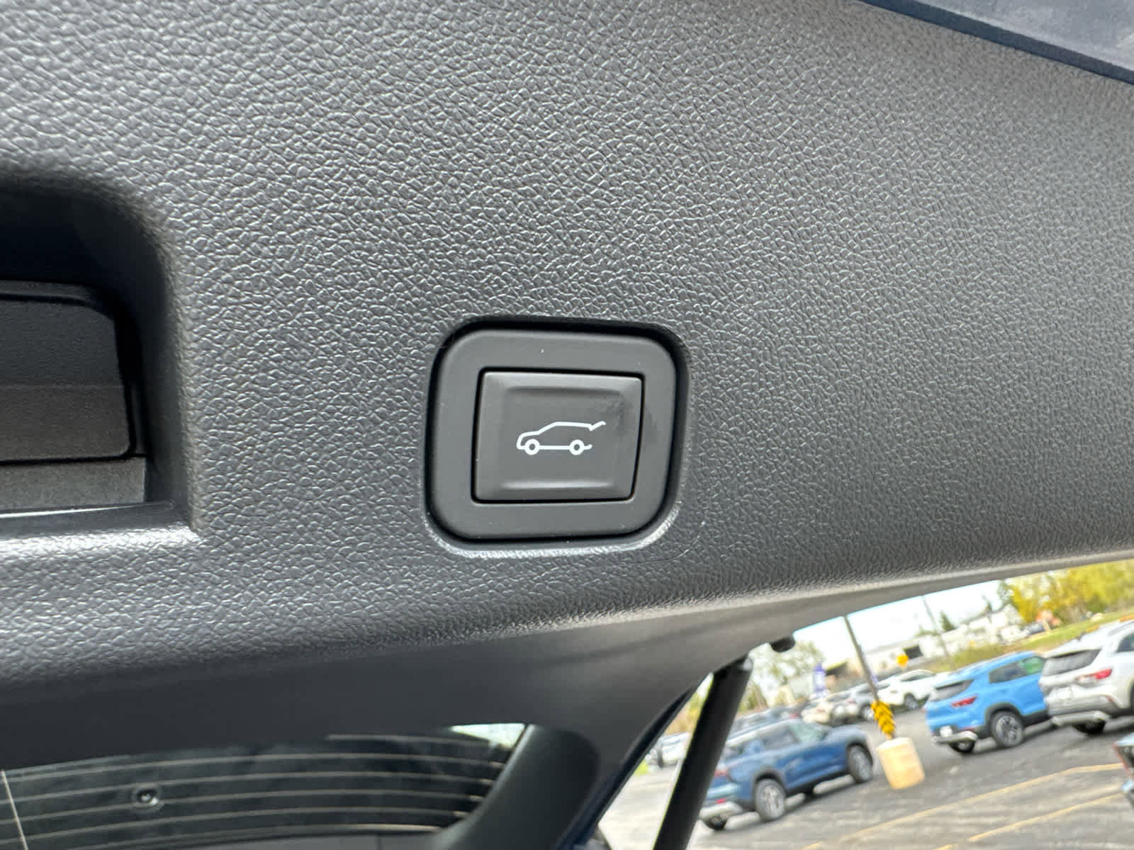 New 2026 Chevrolet Traverse LT AWD/4WD image 16
