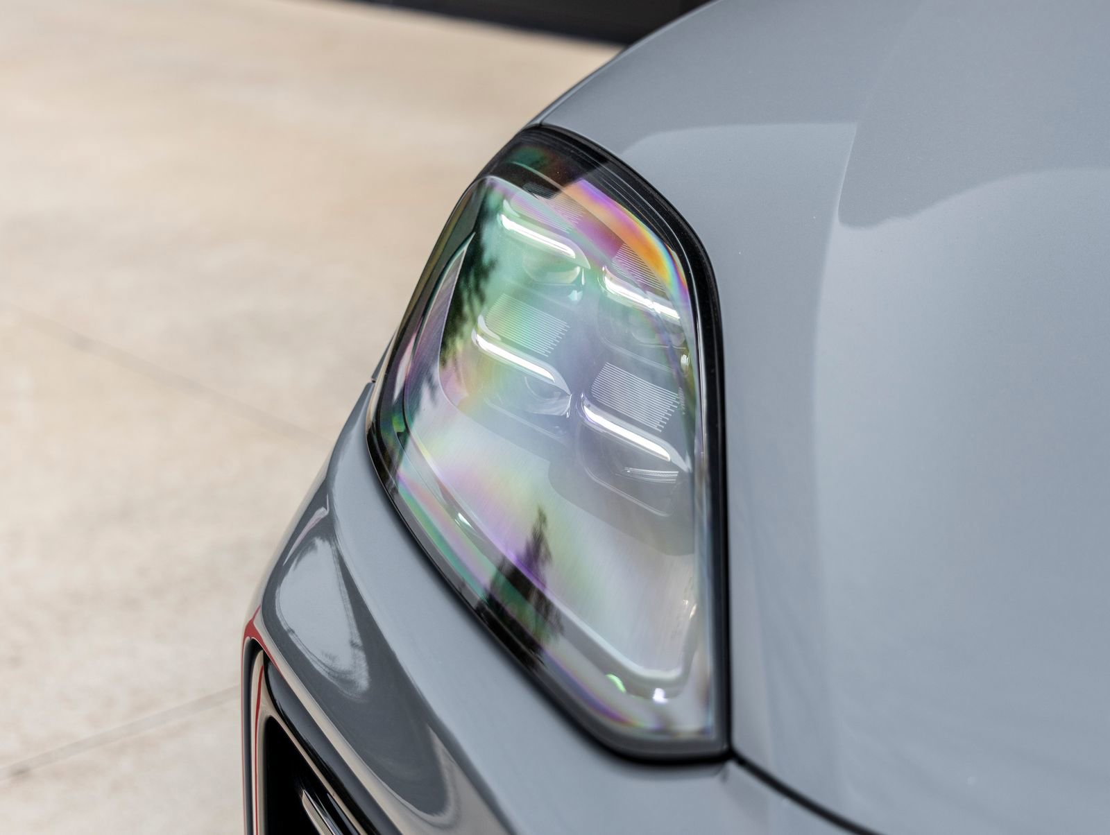 New 2025 Porsche Cayenne E-Hybrid Coupe AWD/4WD image 19