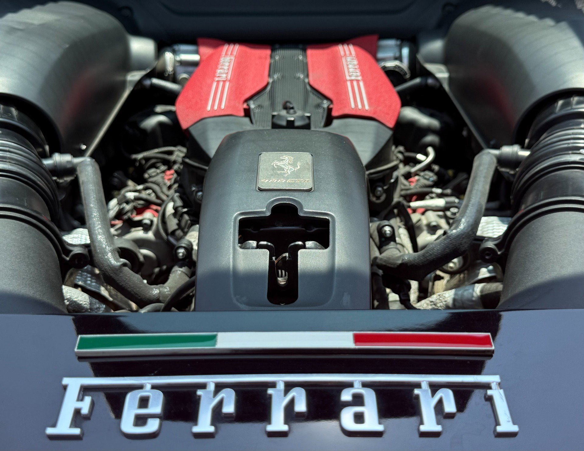 Used 2016 Ferrari 488 GTB image 75