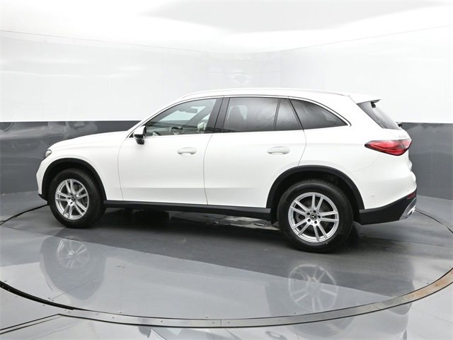 New 2025 Mercedes-Benz GLC 300 image 5