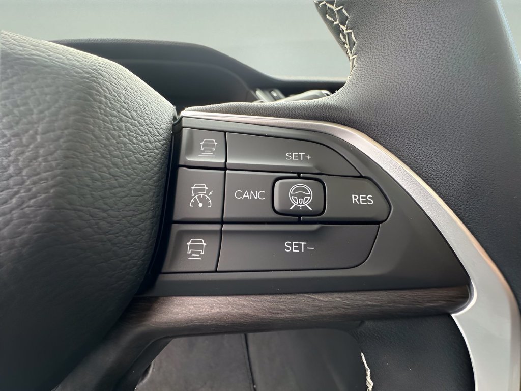 New 2026 Jeep Grand Cherokee Altitude AWD/4WD image 24