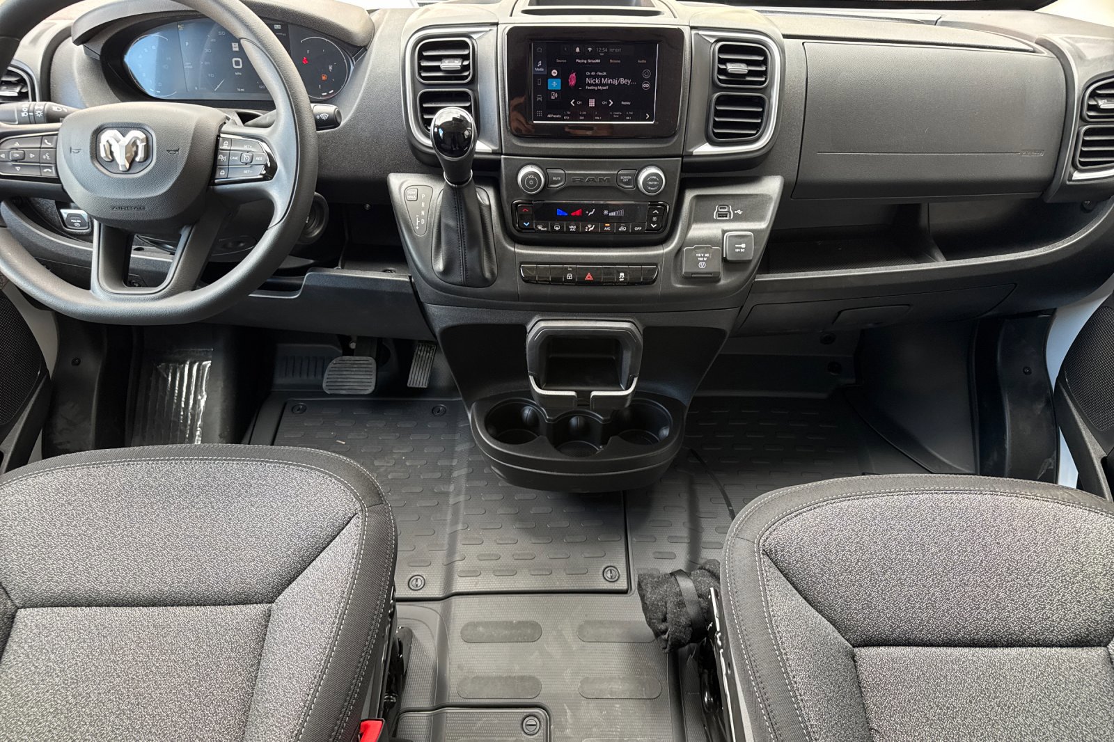 New 2026 RAM ProMaster 2500 w/ Quick Order Package 22G SLT image 11