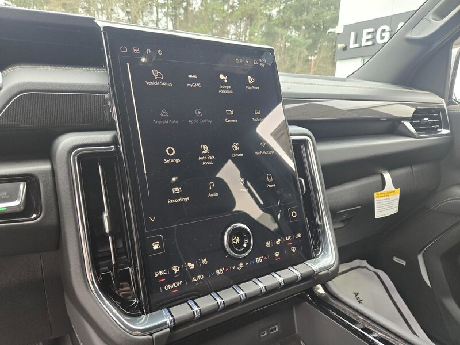 New 2026 GMC Yukon XL Elevation w/ Elevation Premium Package image 17