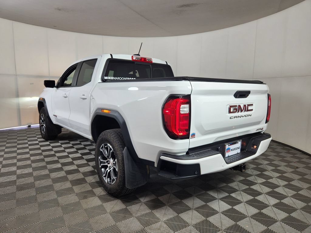 Used 2024 GMC Canyon AT4 w/ Technology Package AWD/4WD image 5
