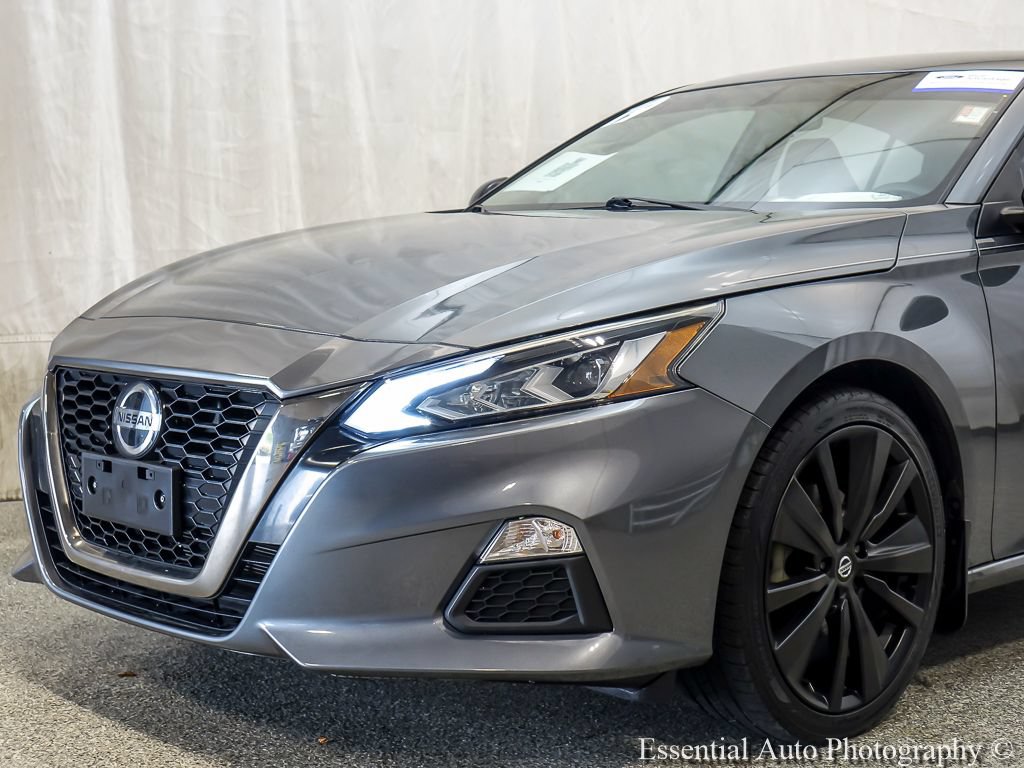 Used 2019 Nissan Altima 2.5 SR FWD image 3