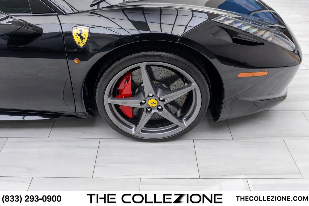 Used 2014 Ferrari 458 Italia Coupe RWD image 34