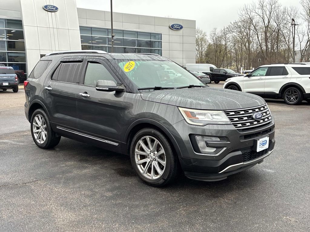 Used 2017 Ford Explorer Limited AWD/4WD image 3