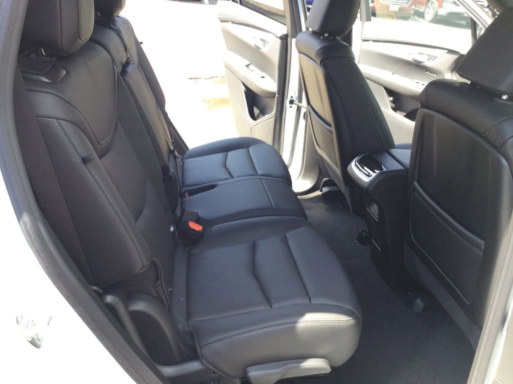 New 2025 Cadillac XT6 Luxury image 15