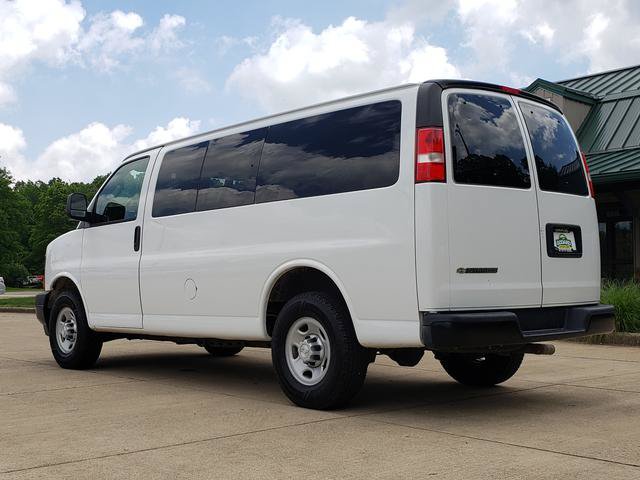 Used 2017 Chevrolet Express 2500 LS RWD image 3