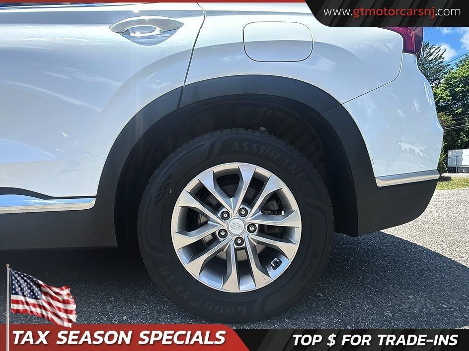 Used 2020 Hyundai Santa Fe SE AWD/4WD image 16