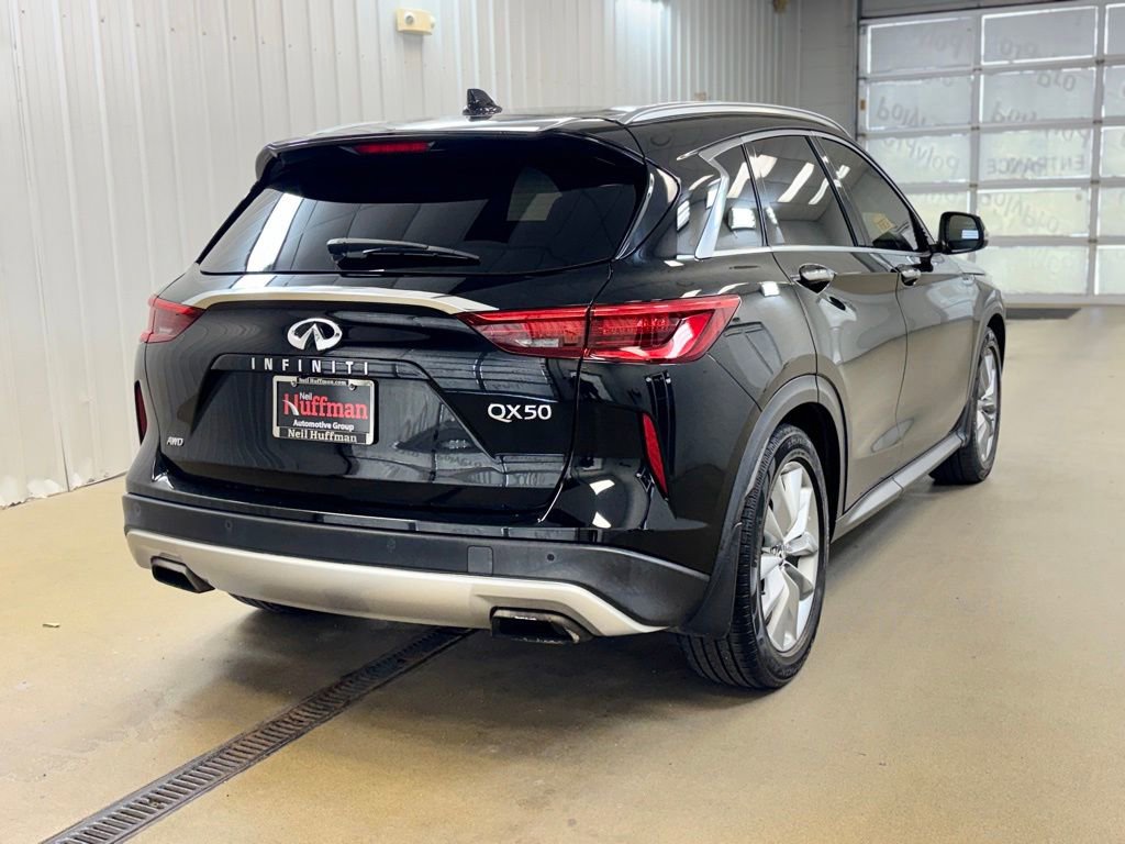 Used 2020 INFINITI QX50 Luxe w/ Cargo Package AWD/4WD image 4